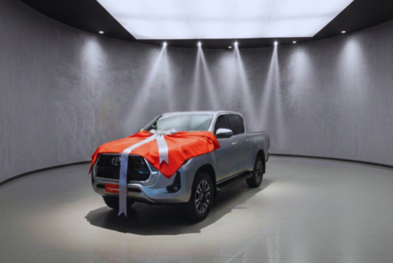 سيارة Toyota Hilux